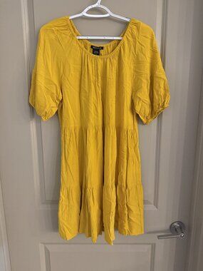 Robert Louis Yellow Rayon Dress Size M